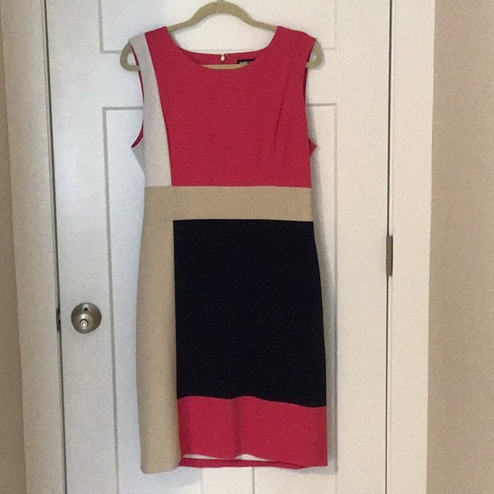 Karl Lagerfeld size 14 Colorblock, pink,many,beige